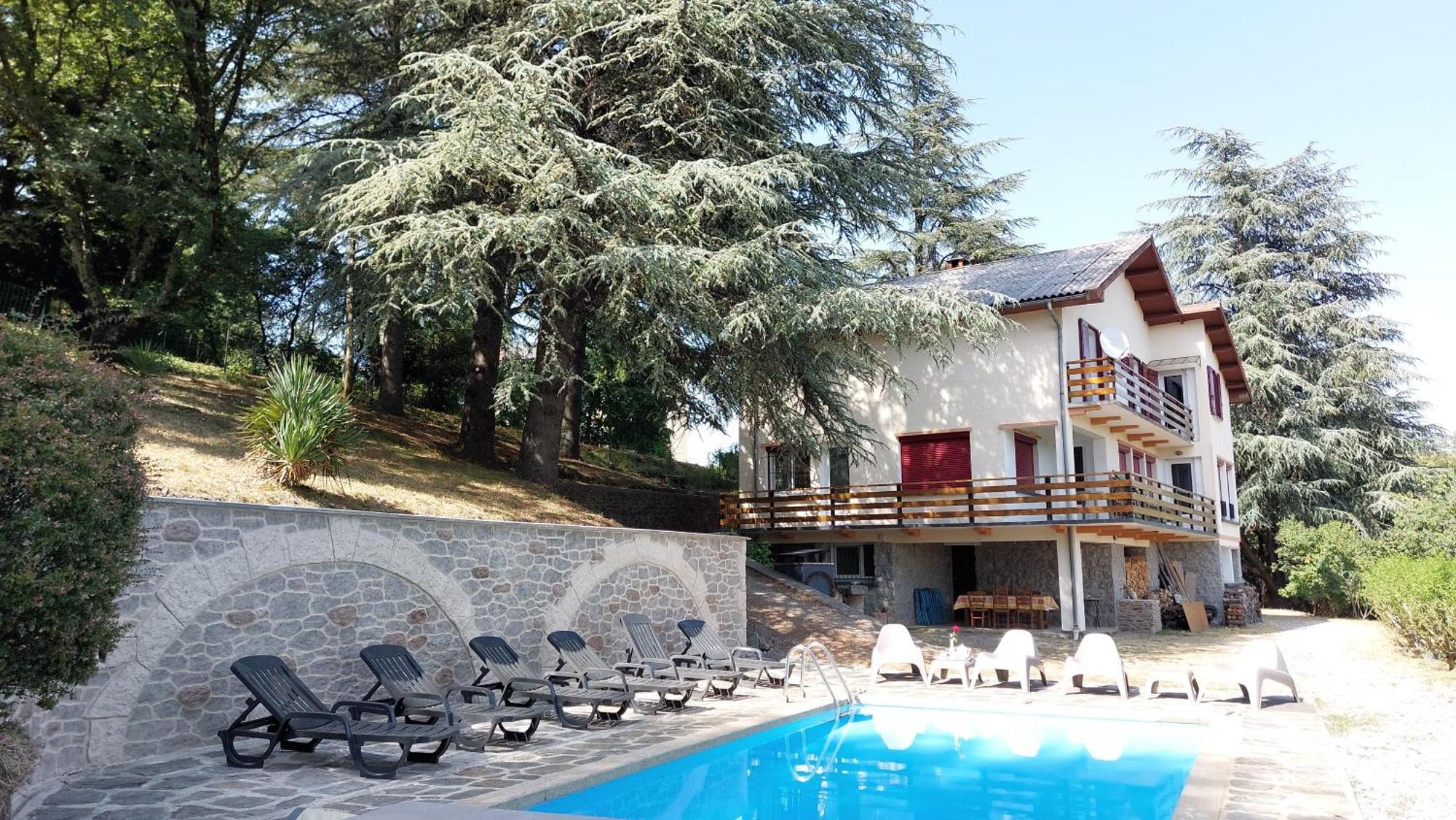 Chalet 14 Pers Avec Vue Panoramique Et Piscine Chauffee Genolhac Exterior foto