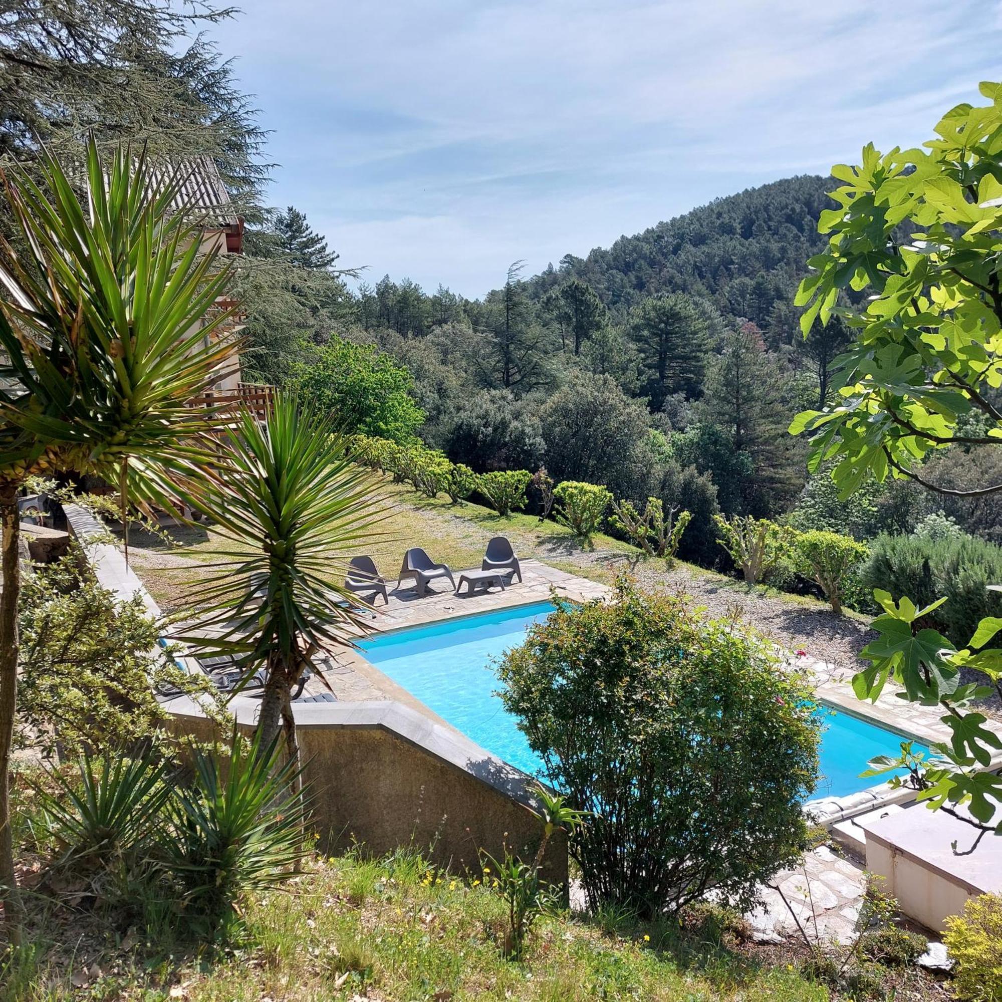 Chalet 14 Pers Avec Vue Panoramique Et Piscine Chauffee Genolhac Exterior foto